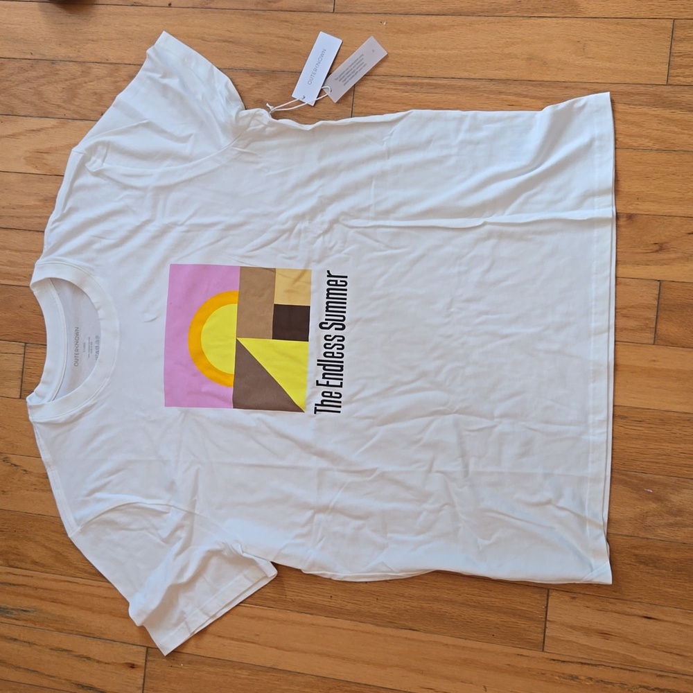 NWT Men's Outerknown XL T-Shirt. "Endless Summer"